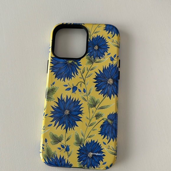 Stringberry iPhone 13 Pro Max case - Picture 1 of 2